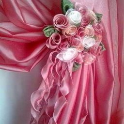 Букет роз: изящный подхват для штор