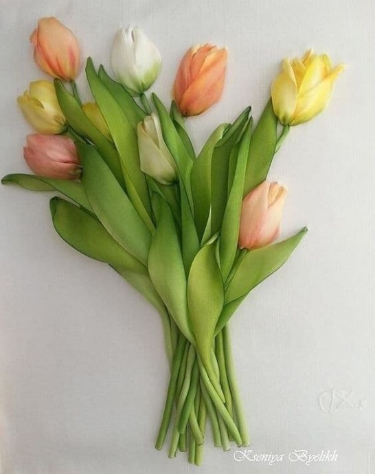 ​Тюльпаны, вышитые атласными лентами: идеи для творчества