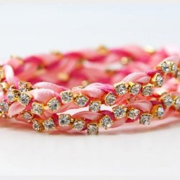 Браслет, который почти что усыпан бриллиантами