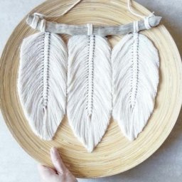 Пёрышки из ниток своими руками