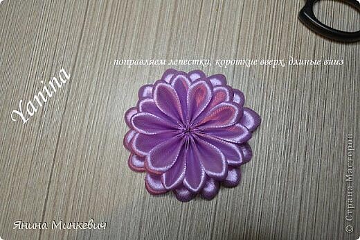 Невероятной красоты цветы из атласных лент: мастер-класс