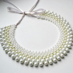 ​Ожерелье из искусственного жемчуга