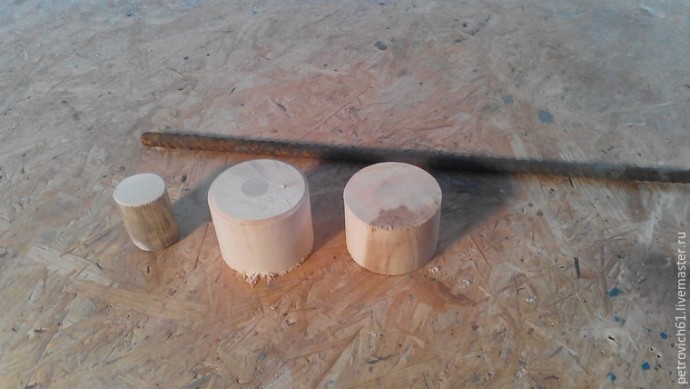 Грибочки из арматуры и кругляка