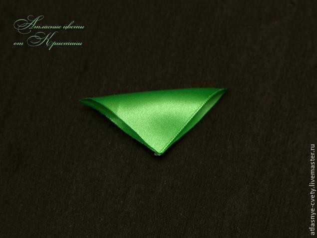 Роза в технике канзаши