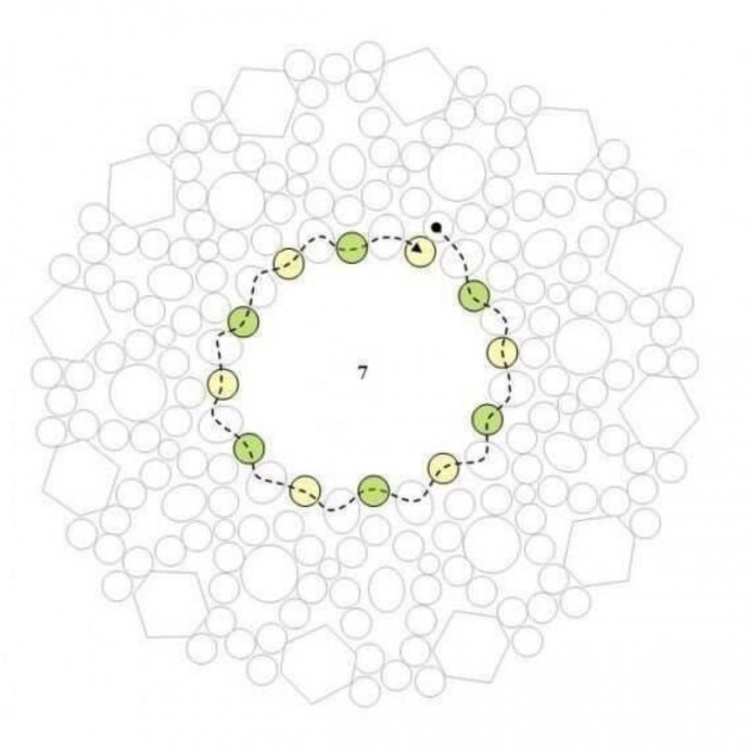 Кулон из бисера Кулон из бисера