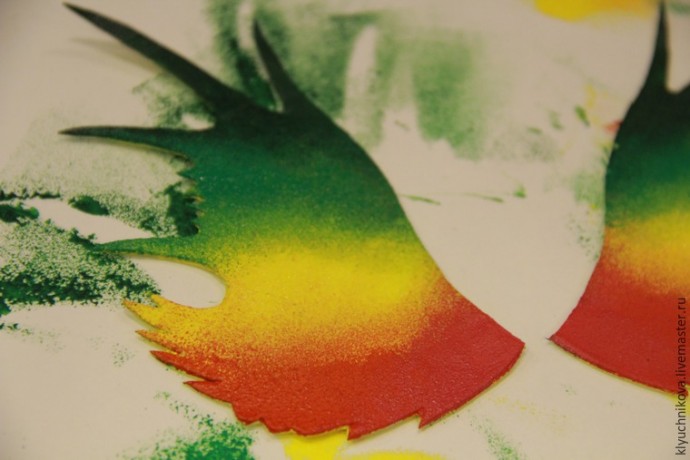 Лепим чудесного интерьерного дракончика из бархатного пластика