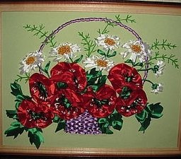 Как вышить корзинку атласными лентами