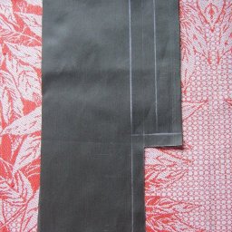 Глухая застежка с цельнокроеными планками