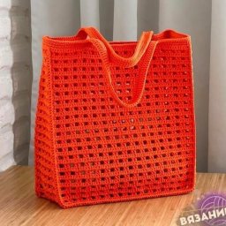 Стильная летняя сумочка крючком