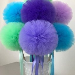 Объёмные помпоны из фатина