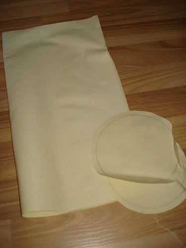 Шьём подушку-валик из остатков ткани