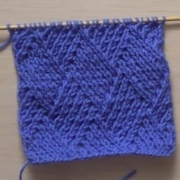 ​Узор с имитацией переплетений