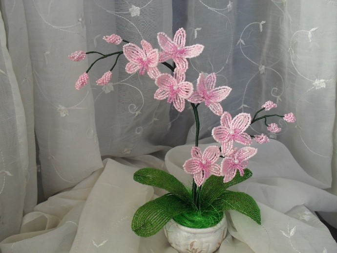 Восхитительная орхидея из бисера