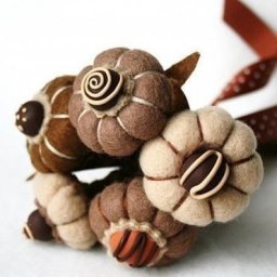 Антидепрессант своими руками: цветы из фетра с ароматом шоколада