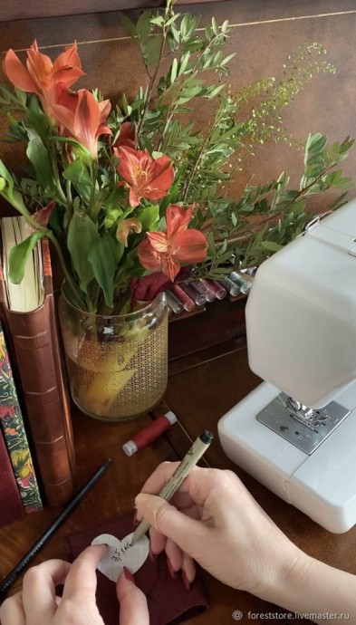 ​Бархатные сердца для декора