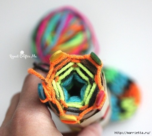 Приспособление для плетения шнура