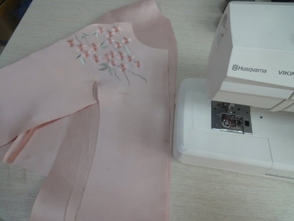 ​Технология обработки одежды с вышивкой