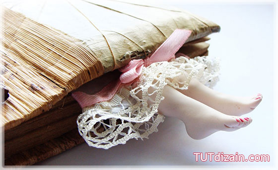 Закладка для книги с ножками