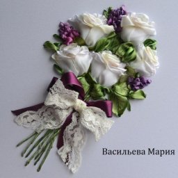 ​Белые розы из атласных лент: искусство вышивки лентами