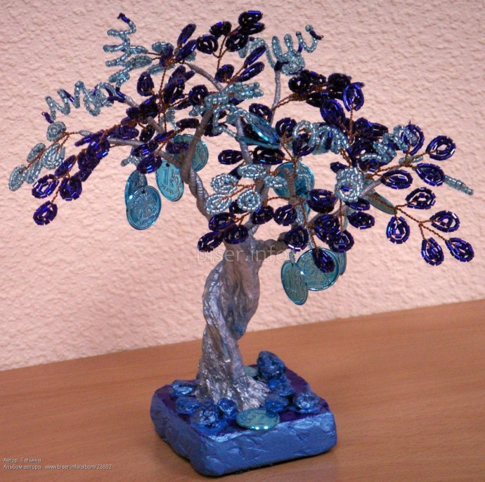 Бонсай в синих тонах