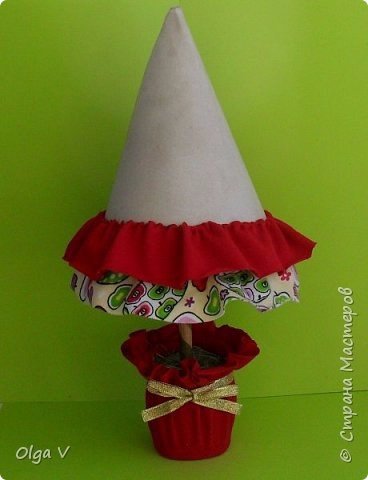 Елочка в оборочках: мастер-класс