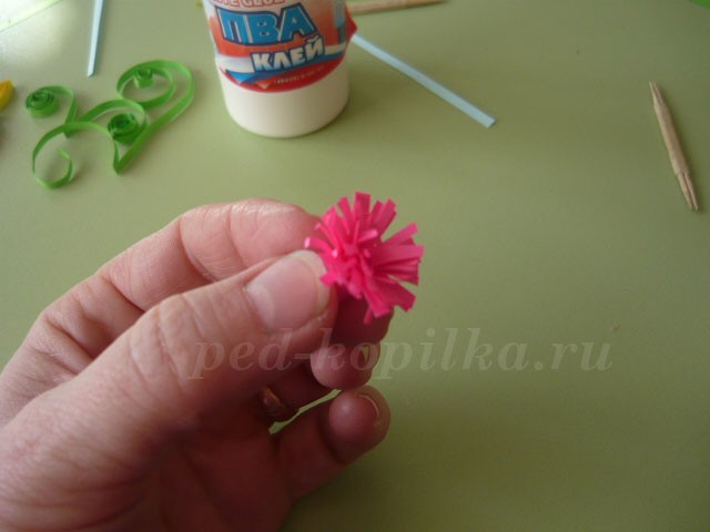 Цветы в технике квиллинга