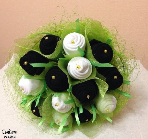 Букет из носков для людей с чувством юмора