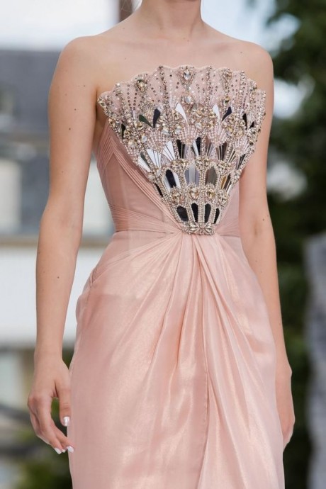 Вечерние платья с изумительной вышивкой от кутюр: идеи для вдохновенного творчества