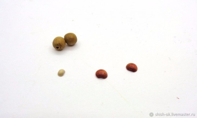 Создаем новогодние фигурки из пробок