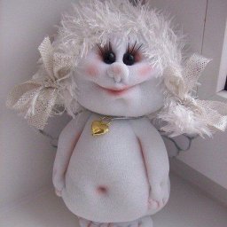 ​Забавное женское увлечение: игрушки из капроновых носков