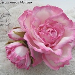 Роза из фоамирана