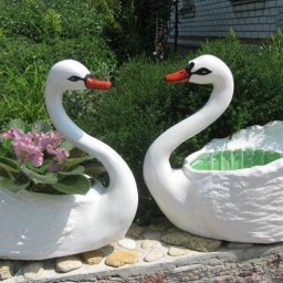 ​Кашпо в форме лебедей
