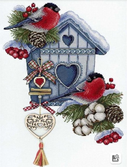 ​Снегирь и скворечник с сердечком