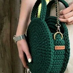 Вязаная сумочка круглой формы