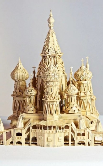 Невероятные скульптуры из зубочисток