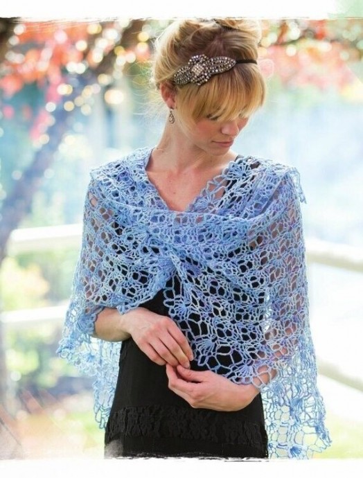 Нежная шаль крючком