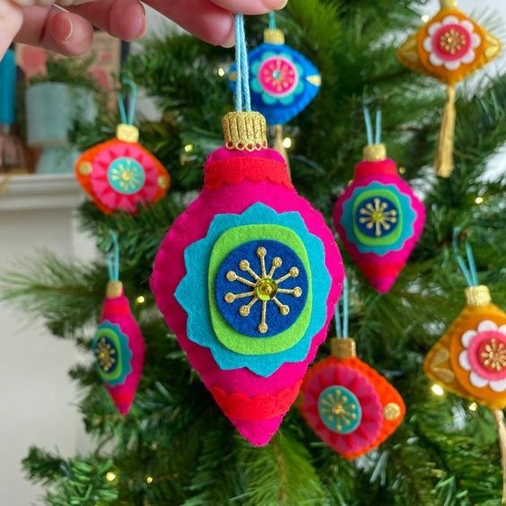 Ёлочные игрушки из фетра