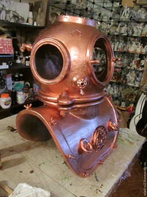 Шлем водолаза из папье-маше