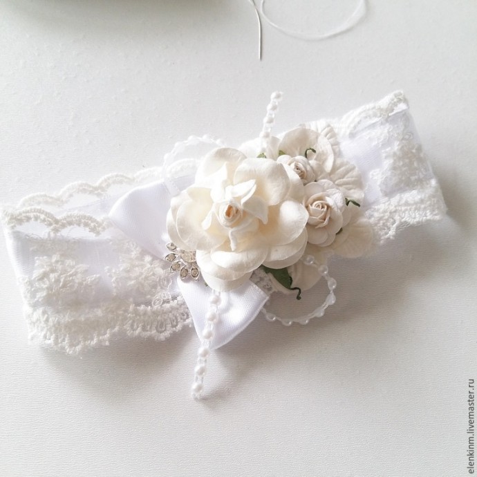 Кружевной браслет для подружки невесты