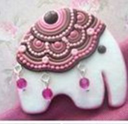 ​Слоник из полимерной глины