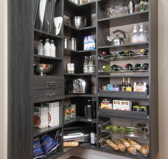 Идеи, как сделать кладовку на кухне