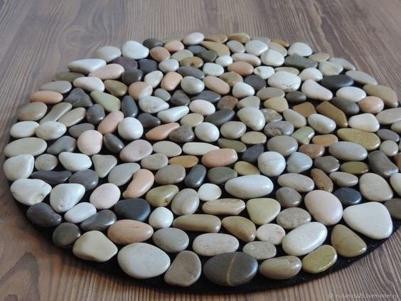 ​Идеи массажных ковриков из камней