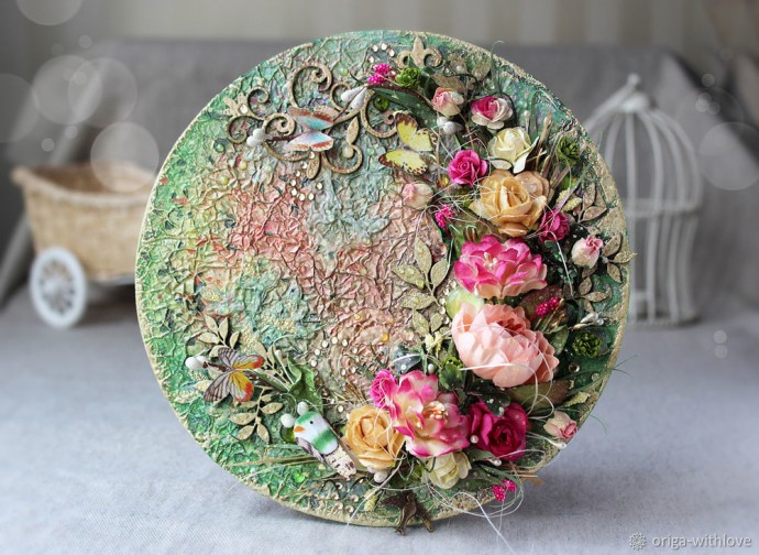 Цветочное панно с фактурным фоном