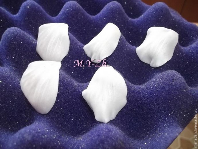 Гребень для волос с цветком мака