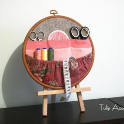 Органайзер для рукоделия в пяльцах