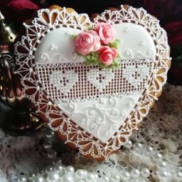 Имбирные пряники с нежной кружевной росписью