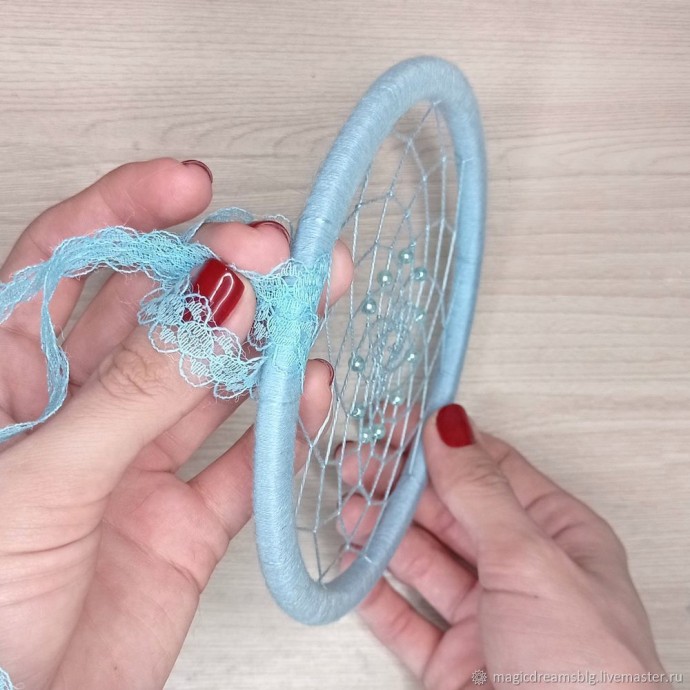 Ловец снов с лентами и кружевами