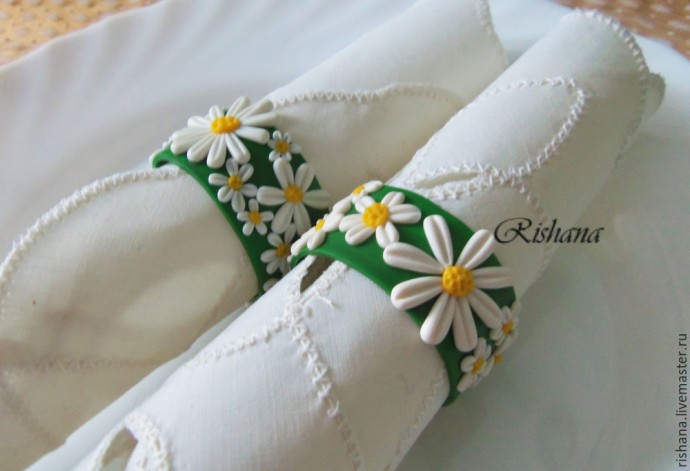 Кольца для салфеток "Ромашки"