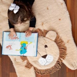 Плюшевый коврик-лев в детскую своими руками