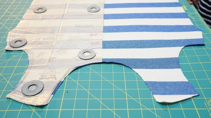 ​Как кроить из ткани в полоску, чтобы рисунок идеально совпал